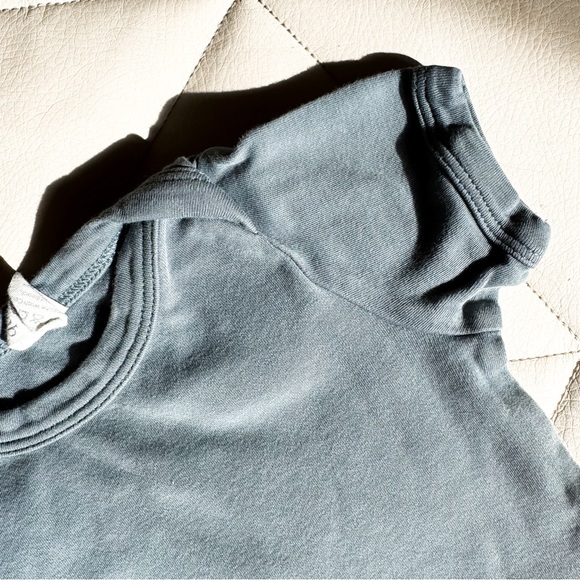 Kate Quinn • Bodysuit - Picture 3 of 4